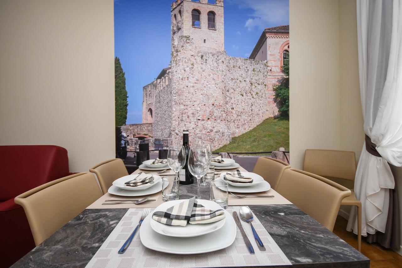 Apartamento Casa Tunina Desenzano del Garda Exterior foto