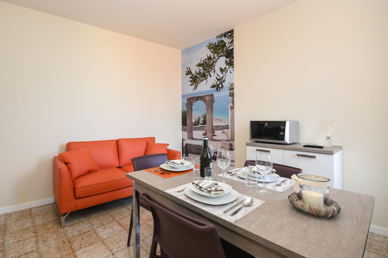 Apartamento Casa Tunina Desenzano del Garda Exterior foto